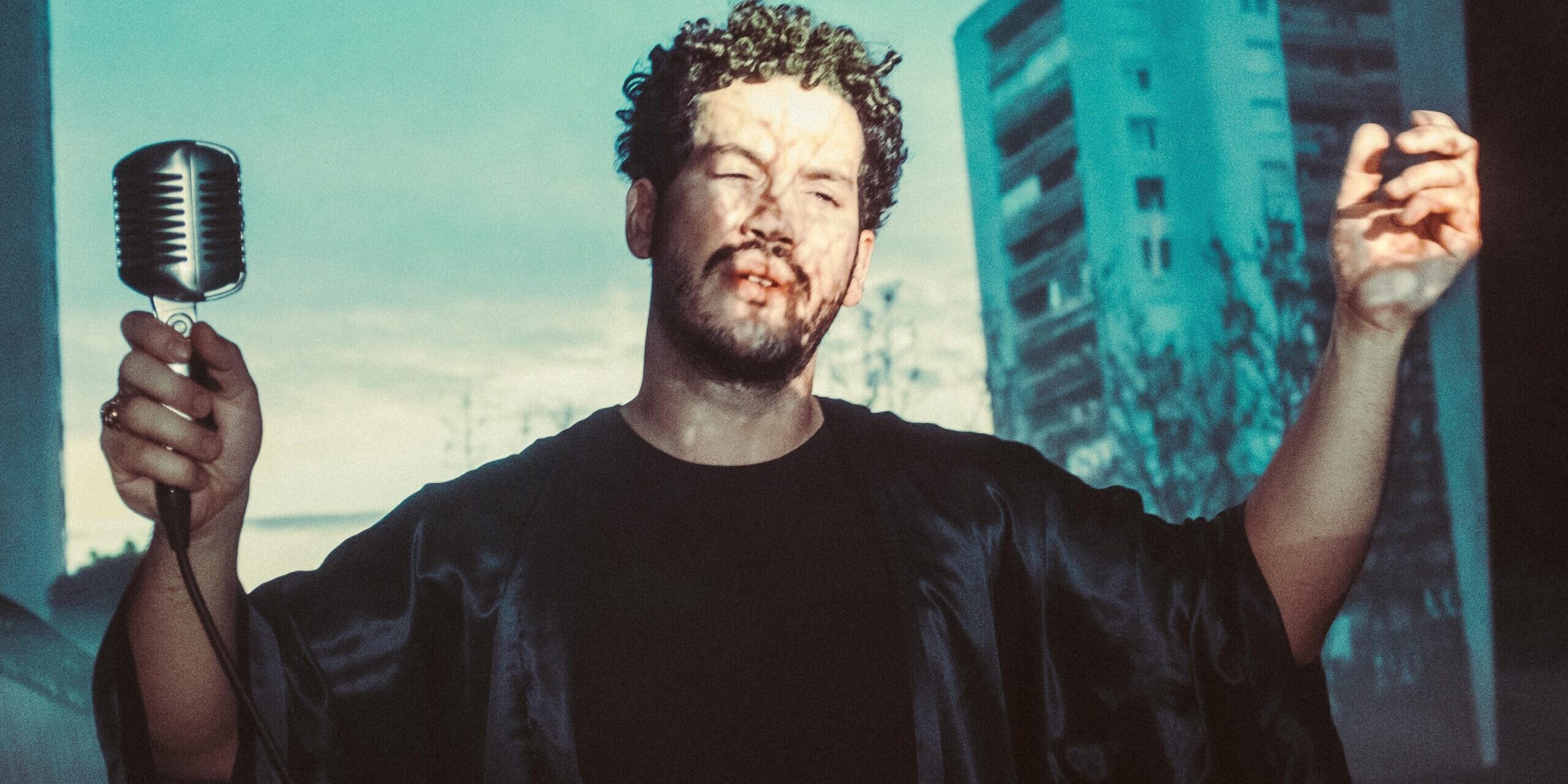 laszlo-gondor-living-the-dream-with-grandma-photo-gergely-ofner